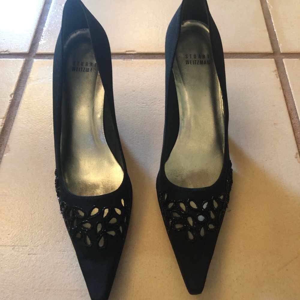 Black Stuart Weitzman pumps size 8 narrow